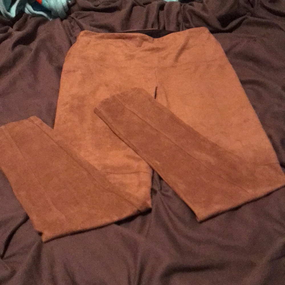 Stretchy legging suede material